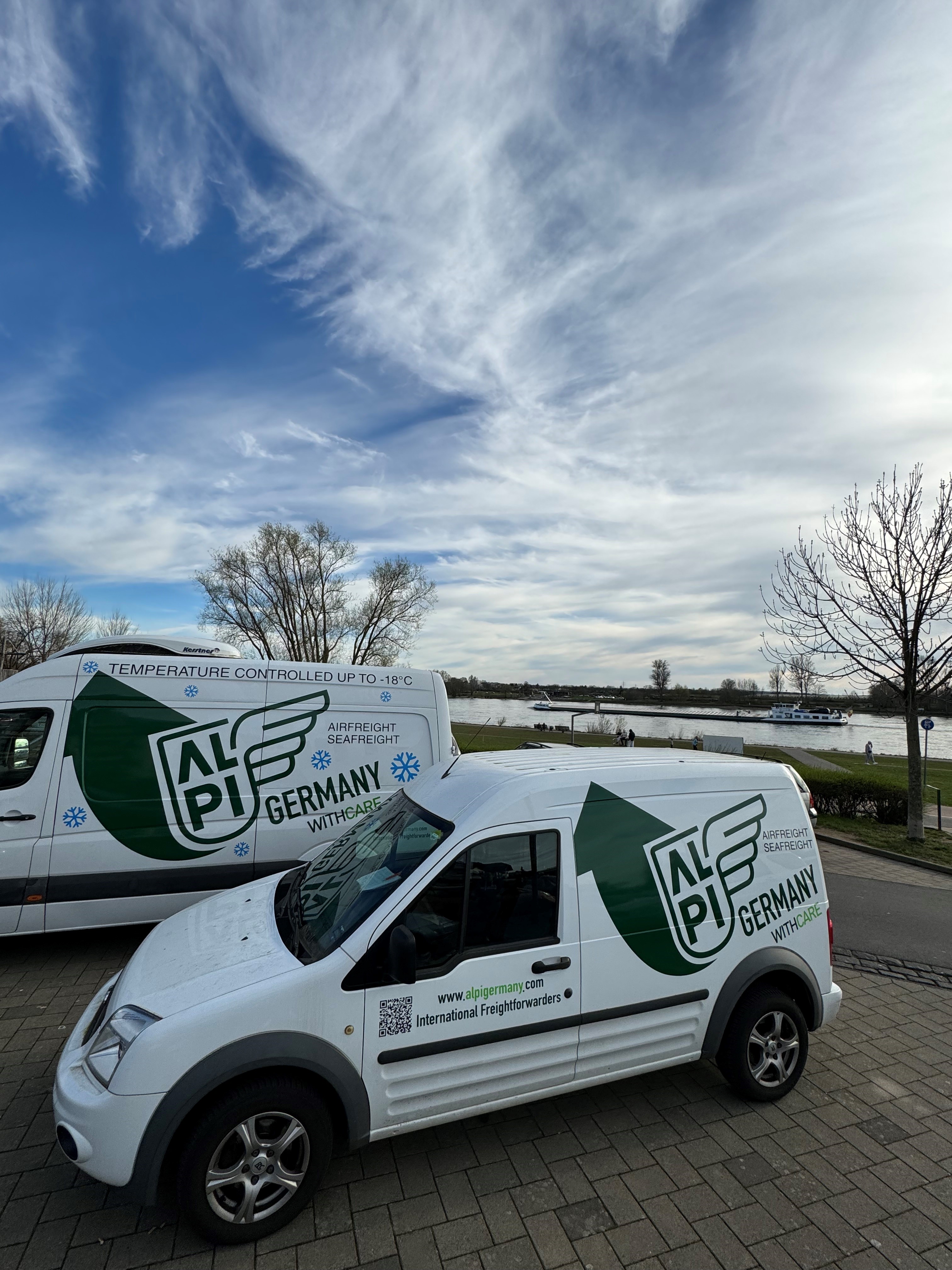 New look, same service! 💚